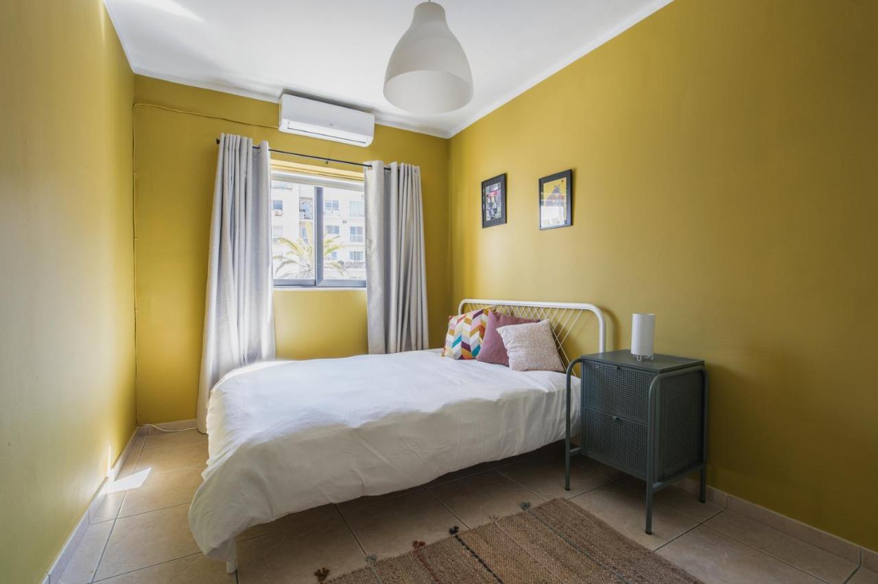 Stylish 3 Bedroom Apartment - St. Julians - 5 Mins From Balluta Bay Сент Джулианс Экстерьер фото